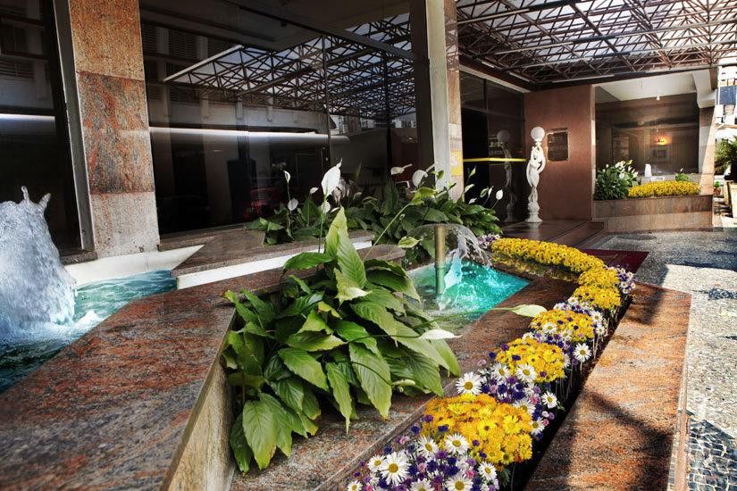 Hotel Carlton Plaza Poços de Caldas المظهر الخارجي الصورة