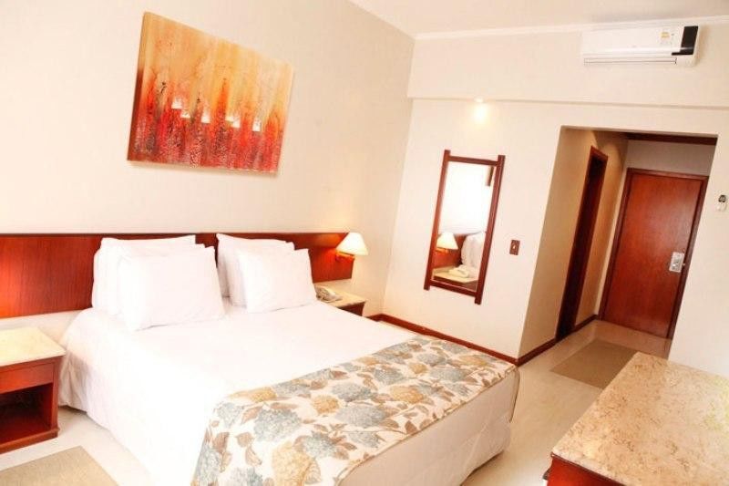 Hotel Carlton Plaza Poços de Caldas المظهر الخارجي الصورة