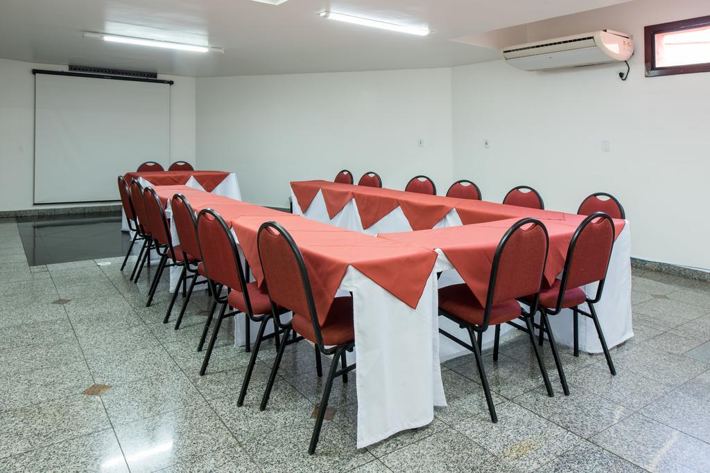 Hotel Carlton Plaza Poços de Caldas المظهر الخارجي الصورة
