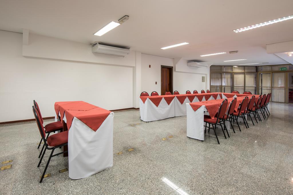 Hotel Carlton Plaza Poços de Caldas المظهر الخارجي الصورة