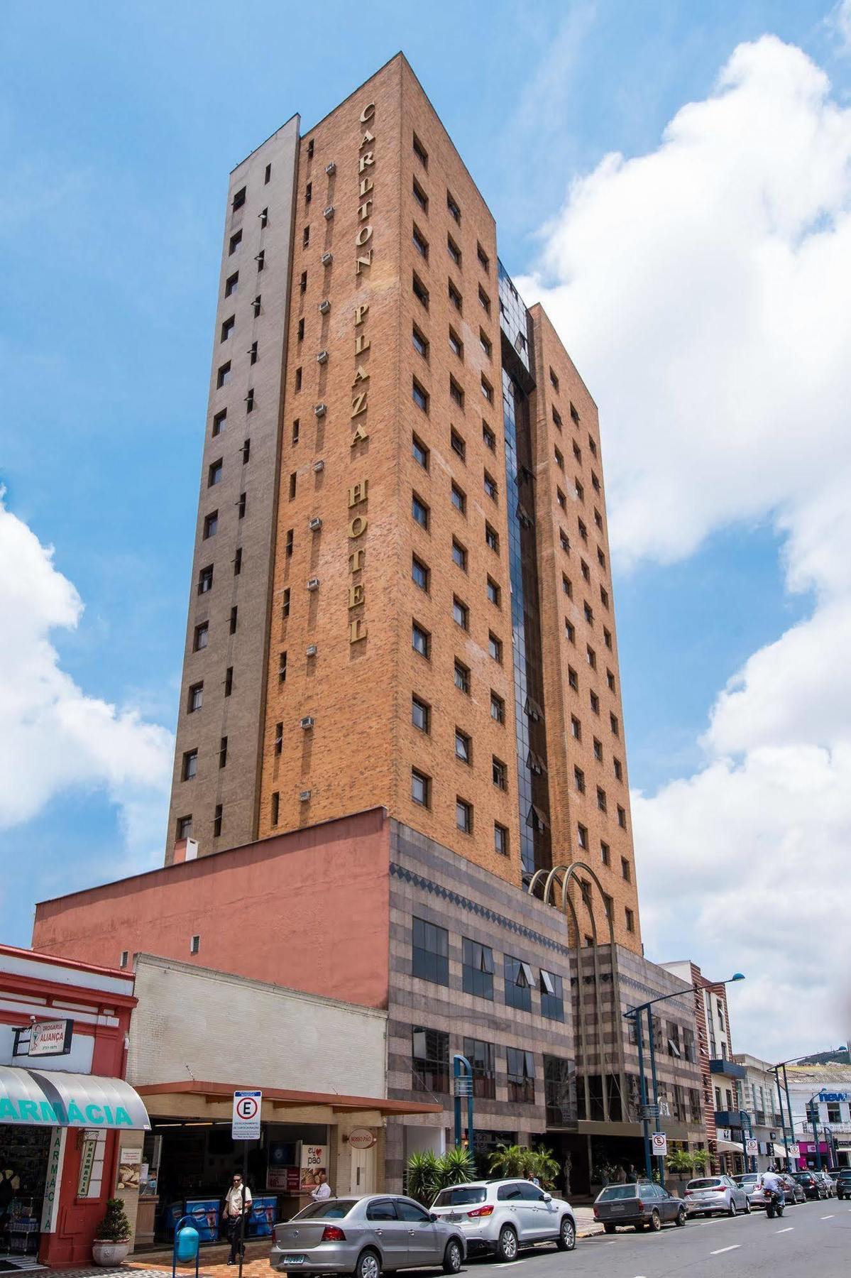 Hotel Carlton Plaza Poços de Caldas المظهر الخارجي الصورة