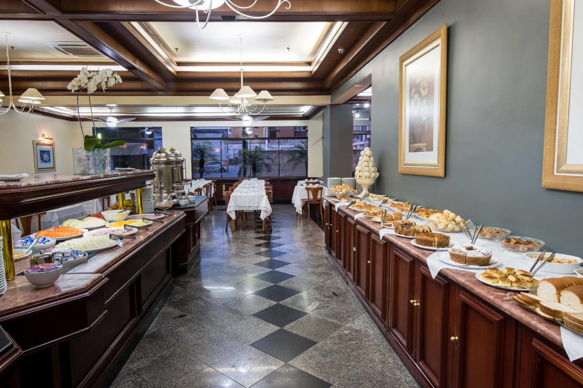 Hotel Carlton Plaza Poços de Caldas المظهر الخارجي الصورة